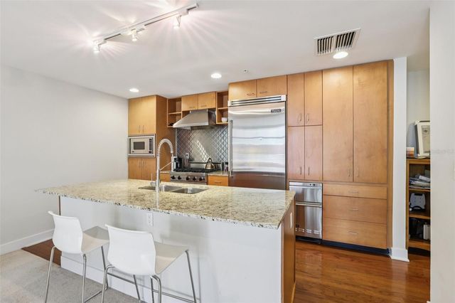 1120 E KENNEDY BOULEVARD 730, Tampa, FL 33602