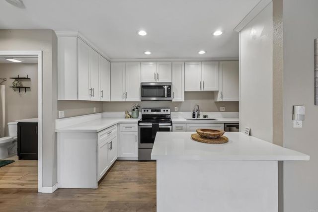 745 E Bradley Avenue, El Cajon, CA 92021