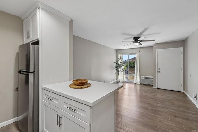 745 E Bradley Avenue, El Cajon, CA 92021