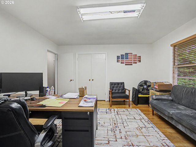 10423 Se 23RD Ave, Milwaukie, OR 97222