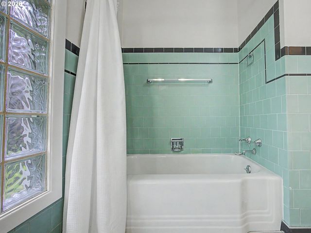 10423 Se 23RD Ave, Milwaukie, OR 97222