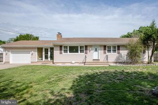 768 MERCERVILLE-EDINBURG RD, Hamilton, NJ 08619