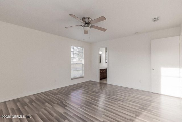 8209 WORM WOOD Road, Jacksonville, FL 32210