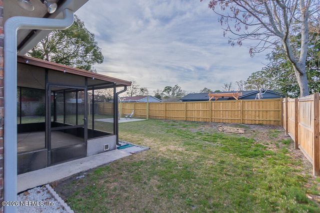 8209 WORM WOOD Road, Jacksonville, FL 32210