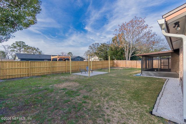 8209 WORM WOOD Road, Jacksonville, FL 32210