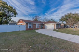 8209 WORM WOOD Road, Jacksonville, FL 32210