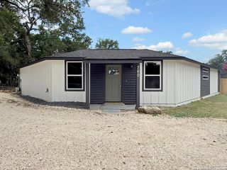 760 Lookout, Canyon Lake, TX 78133