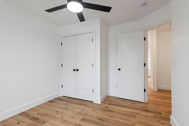 1110 S Hillcrest Avenue, Springfield, MO 65802