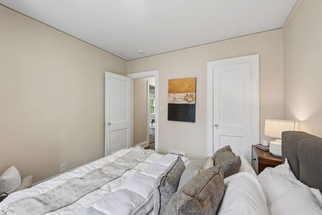 792 Charles Avenue, Saint Paul, MN 55104