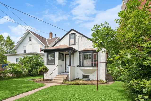 792 Charles Avenue, Saint Paul, MN 55104