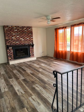 6088 S HAZELHURST DR, Taylorsville, UT 84129