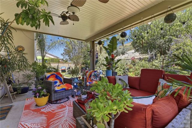 20317 Julia Lane, Saugus, CA 91350