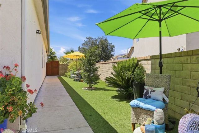 20317 Julia Lane, Saugus, CA 91350