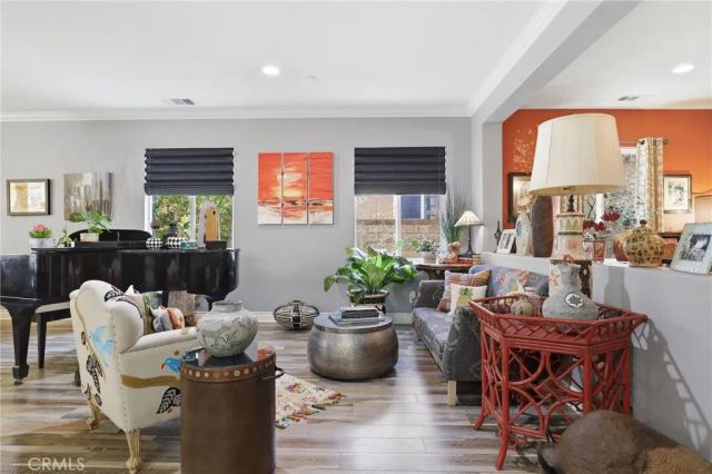 20317 Julia Lane, Saugus, CA 91350