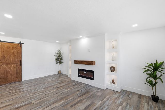 3413 N Millbrook Avenue, Fresno, CA 93726