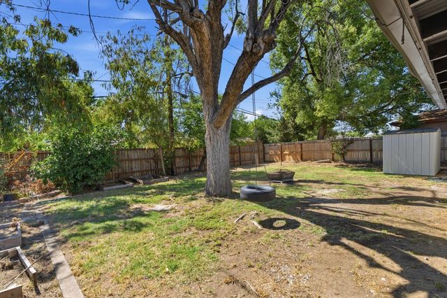 3413 N Millbrook Avenue, Fresno, CA 93726