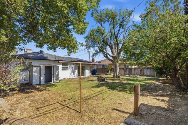 3413 N Millbrook Avenue, Fresno, CA 93726