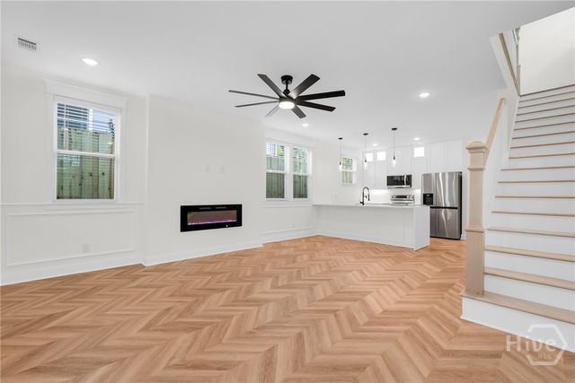 904 E 33rd Street, Savannah, GA 31401