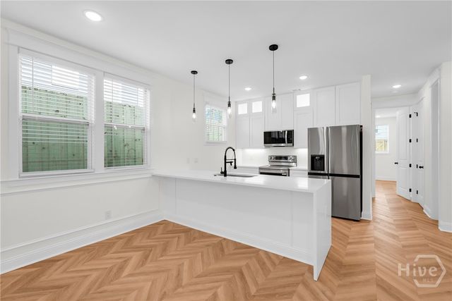 904 E 33rd Street, Savannah, GA 31401