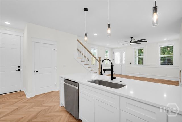 904 E 33rd Street, Savannah, GA 31401