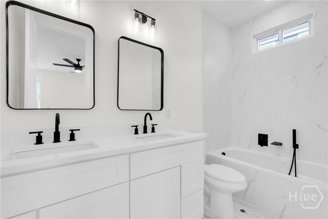 904 E 33rd Street, Savannah, GA 31401