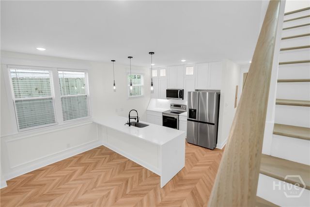 904 E 33rd Street, Savannah, GA 31401