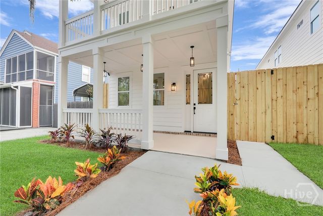 904 E 33rd Street, Savannah, GA 31401