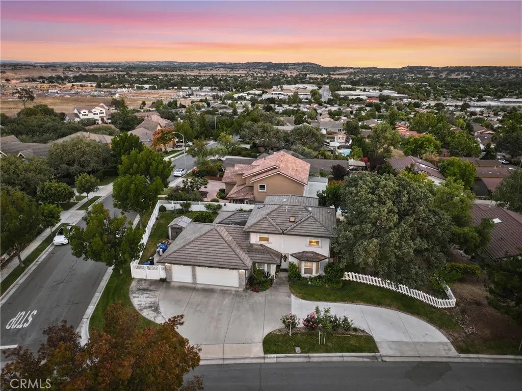 510 Grand Canyon Drive, Paso Robles, CA 93446