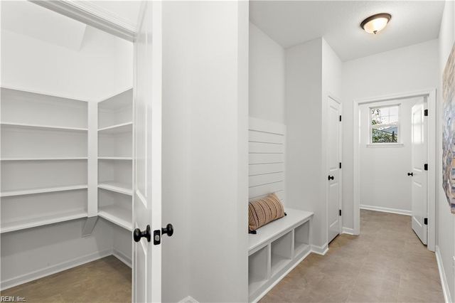 304 Riverview RD, Chesapeake, VA 23322