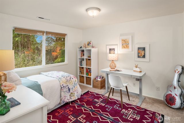 11321 83rd Place NE, Kirkland, WA 98034