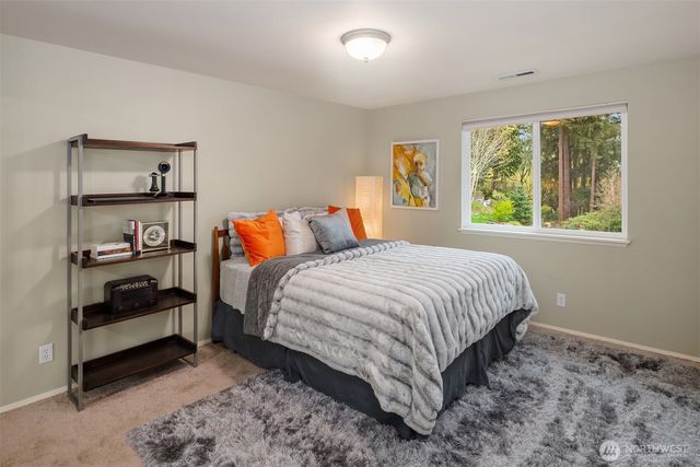 11321 83rd Place NE, Kirkland, WA 98034