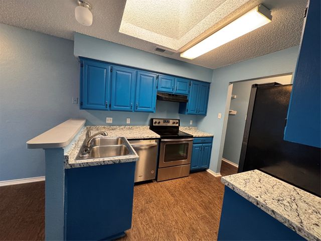 6259 Canyon Circle, Fort Worth, TX 76133