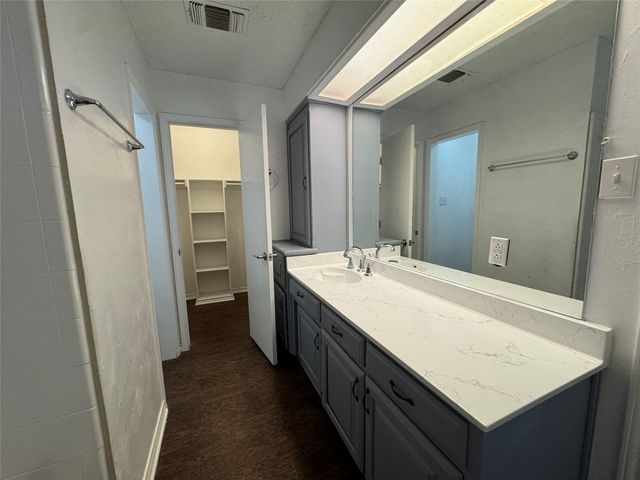 6259 Canyon Circle, Fort Worth, TX 76133