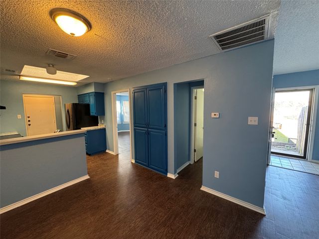 6259 Canyon Circle, Fort Worth, TX 76133