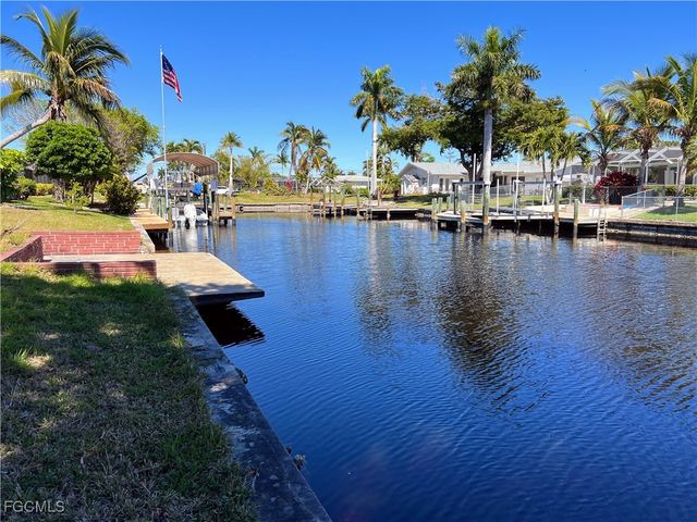 5235 SW 3rd AVE, Cape Coral, FL 33914