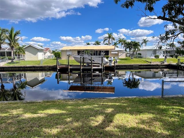 5235 SW 3rd AVE, Cape Coral, FL 33914