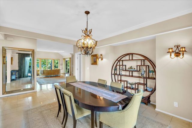 575 B County Road 2550 N, Mahomet, IL 61853