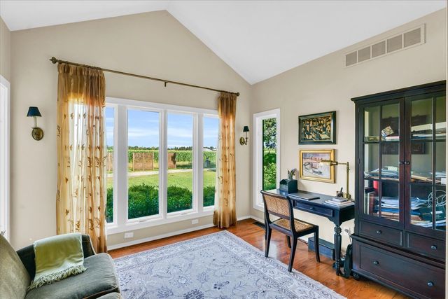 575 B County Road 2550 N, Mahomet, IL 61853