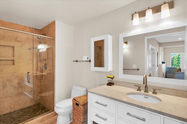 575 B County Road 2550 N, Mahomet, IL 61853