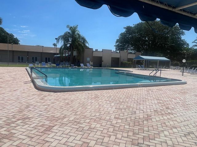 752 Lori Drive 223, Palm Springs, FL 33461