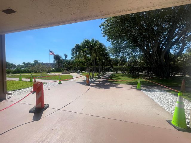 752 Lori Drive 223, Palm Springs, FL 33461