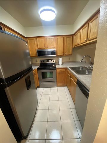 5166 SUNRIDGE PALMS DRIVE, Tampa, FL 33617