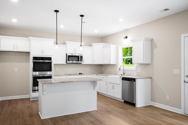 439 Blue Ridge Ct, Clarksville, TN 37043