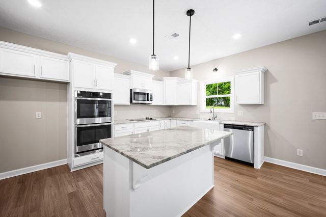 439 Blue Ridge Ct, Clarksville, TN 37043