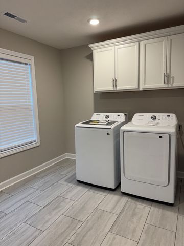 439 Blue Ridge Ct, Clarksville, TN 37043