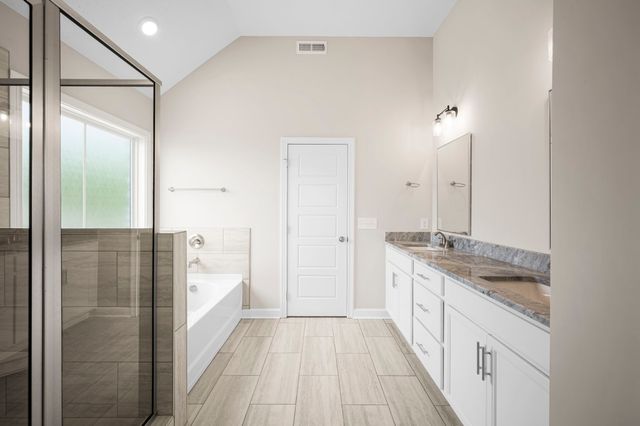 439 Blue Ridge Ct, Clarksville, TN 37043