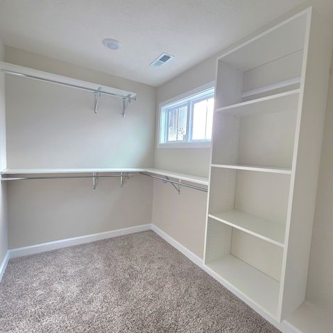 439 Blue Ridge Ct, Clarksville, TN 37043