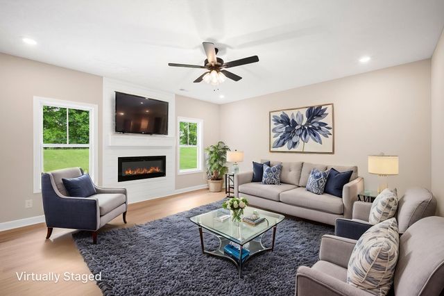 439 Blue Ridge Ct, Clarksville, TN 37043