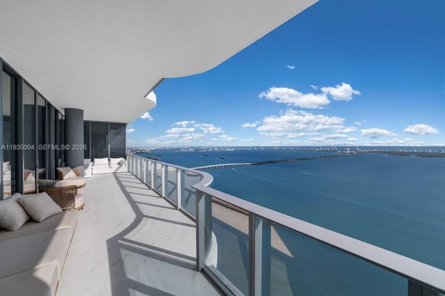 700 NE 24th St PH-5903, Miami, FL 33137