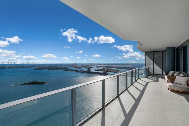 700 NE 24th St PH-5903, Miami, FL 33137